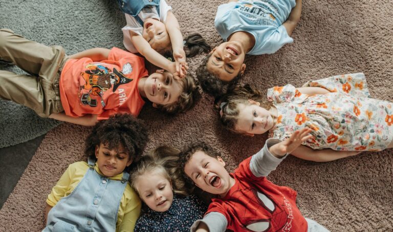 UNICEF presentó un Programa que redobla el compromiso con las infancias 