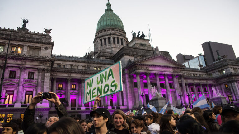 La violencia hacia las mujeres no cesa en Argentina