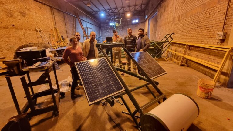 Instalarán los primeros árboles solares hechos por cooperativas
