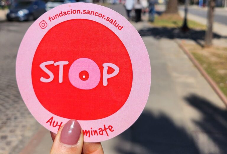 Stop: Autoexaminate, la campaña que incentiva el autocuidado mamario