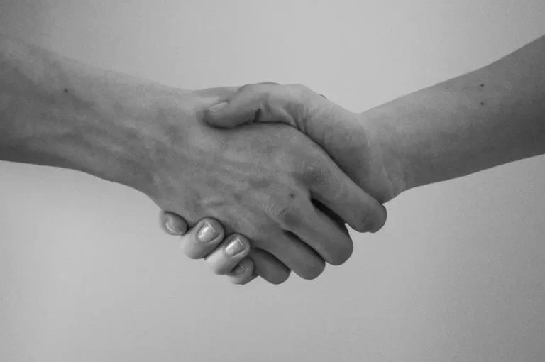 Crean un catálogo de compra social para proveedores de impacto