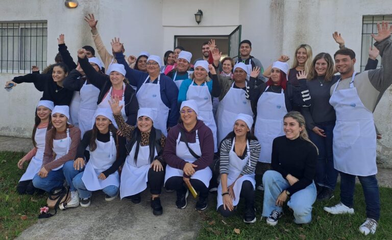 Capacitan en gastronomía a emprendedores
