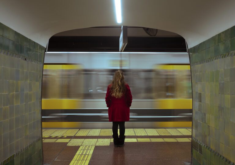 Presentaron la Exposición fotográfica Instantáneas en el Subte: Miradas en viaje
