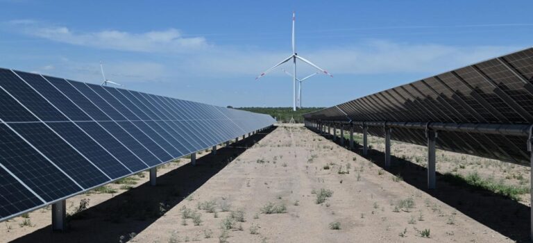 Inauguran el primer parque renovable híbrido en la provincia de San Luis