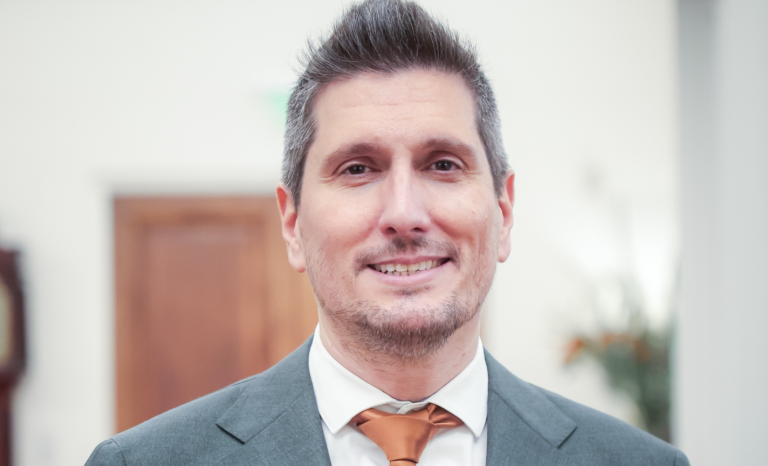 «En tiempos de crisis, juntos llegamos más lejos»