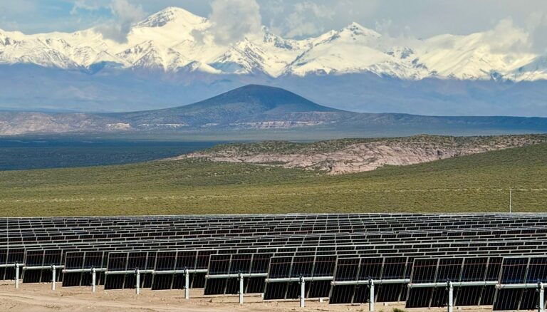 Un parque solar mendocino producirá más de 500.000 MWh anuales