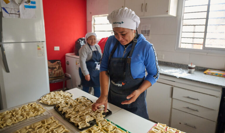 Gastronomía como herramienta de inclusión: más de 900 personas capacitadas