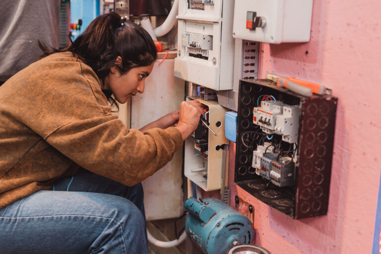Más de 9.400 personas encontraron oportunidades de formación para el empleo