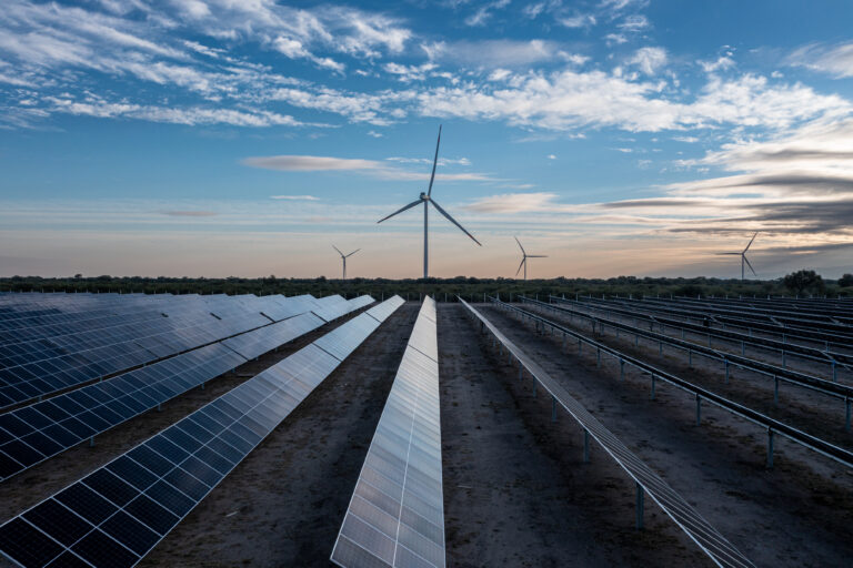 Primer parque híbrido del país y energía para dos localidades: el balance de 2025